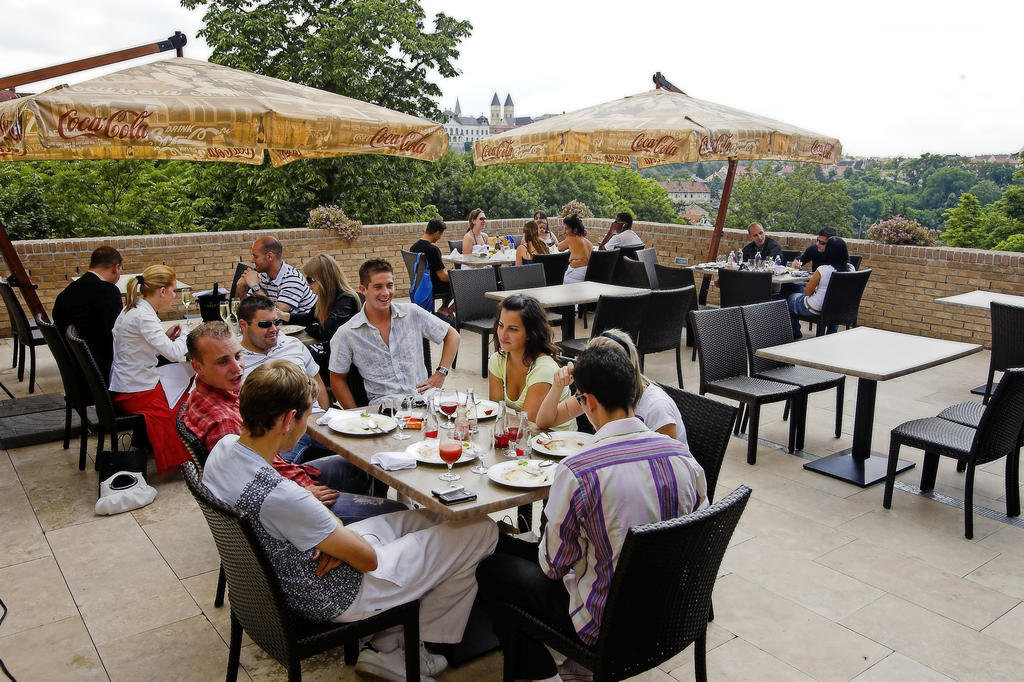 Voelgyikut Haz Hotel Veszprem Exterior photo